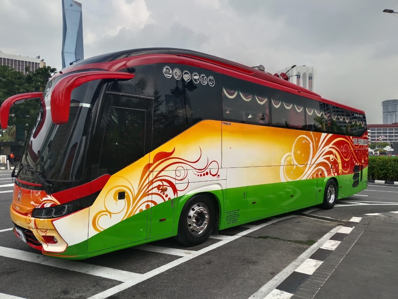 Tour Coach